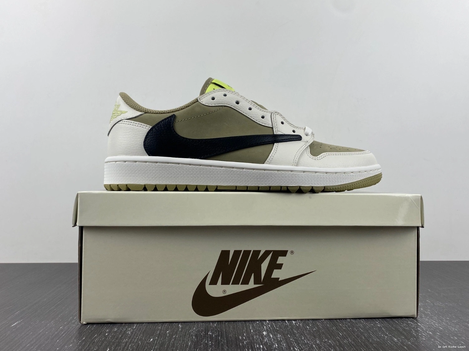 Jordan Low Neutral Retro 1 Scott Golf FZ3124-200 Travis Olive 0321